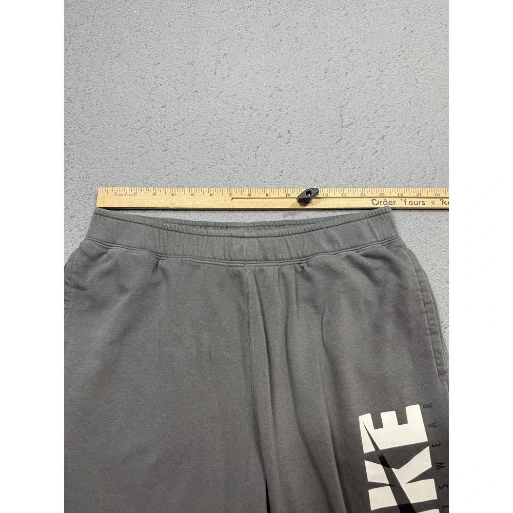 Nike Sweatpants Mens Large Gray Fleece Joggers Nike Sportswear Logo DD5242-068